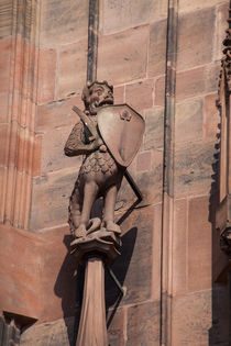 Statue on the Straßburger Münster by safaribears