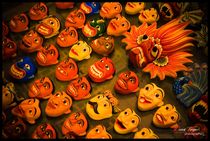 Smiling Masks Of Sri lanka von Derick Reaper