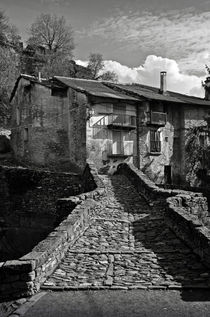 An old spanish town: Puente de Montañana von RicardMN Photography