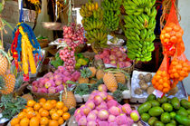 Obst und Gemüse an einem Stand von Gina Koch