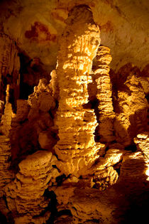 Tropfsteinhöhle in den Rhone Alpes von Gina Koch