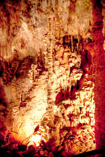 Tropfsteinhöhle in den Rhone Alpes von Gina Koch