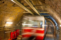 Tunnel von Evren Kalinbacak