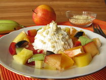 Obstsalat mit Mandelquark by Heike Rau