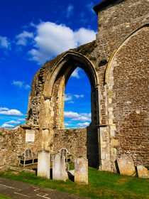 Winchelsea Church by Louise Heusinkveld