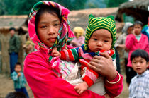 Mädchen mit Baby - Vietnam von captainsilva