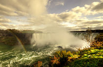 Maid in the Mist  von Rob Hawkins