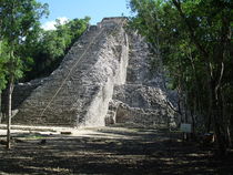Coba landscape, Mexico, Riviera Maya- Mayan Pyramid, von Tricia Rabanal