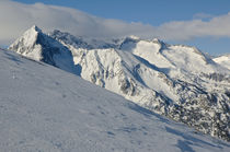 Hidden mountain von grimauxjordan