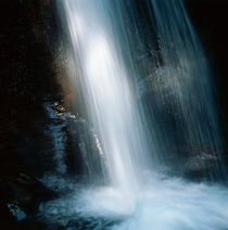 Lighted waterfall by Intensivelight Panorama-Edition