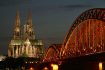 Kölner Dom bei Nacht  von kunertus