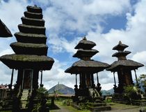 Tempeltürme auf Bali von reisemonster