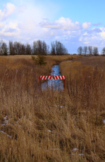 Schild im Vorland - Sign in the foreland by ropo13