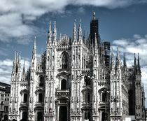 milano by emanuele molinari