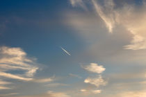 Track aircraft among clouds von Volodymyr Chaban