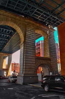 UNDER MANHATTAN BRIDGE von Maks Erlikh