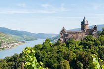 Burg Stahleck mit Lorchhausen by Erhard Hess