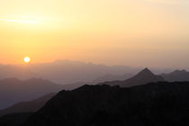 Sonnenaufgang in den Alpen (03) von Karina Baumgart