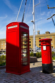 Post Box Phone box von David Pyatt