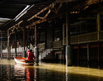 The Damnoen Saduak Floating Market. von Tom Hanslien