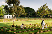 The Allied War Cemetery, Kanchanaburi. von Tom Hanslien