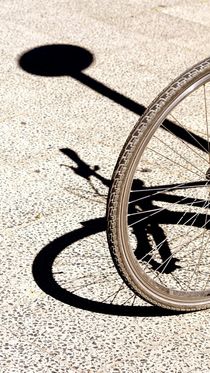 bike and shadow 3 - rad und schatten 3 von mateart