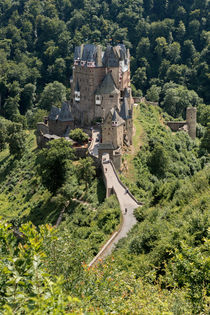 Burg Eltz 7 by Erhard Hess