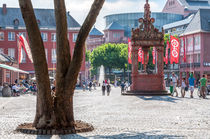 Mainzer Marktplatz 3 by Erhard Hess