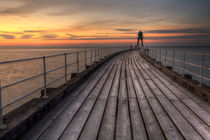 Whitby West Pier von Martin Williams