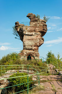 Drachenfels - Backenzahn von Erhard Hess