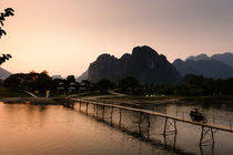Vang Vieng Rivercrossing. by Tom Hanslien