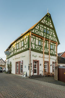 Café Denne in Kiedrich by Erhard Hess