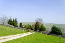 Approach to Air Cottage near Ilam by Rod Johnson