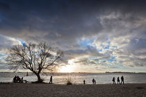 Elbstrand in Hamburg-Blankenese by Beate Zoellner