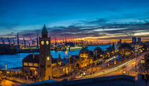 Sonnenuntergang am Stintfang Landungsbrücken Hamburg by Dennis Stracke