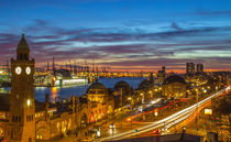 Sonnenuntergang am Stintfang Landungsbrücken Hamburg by Dennis Stracke