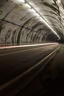City tunnel, right view von Giorgio  Perich