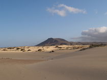 Desert and Volcanoe by Jake Ratz