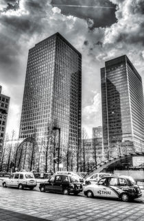 Canary Wharf London by David Pyatt