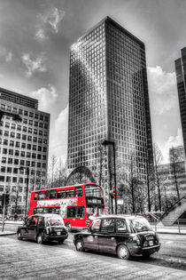 Canary Wharf London by David Pyatt