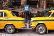 Calcutta Cabs by Johannes Elze