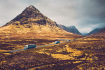 Highland Caravan von David Pinzer