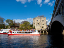 Lendal tower and bridge York von Robert Gipson