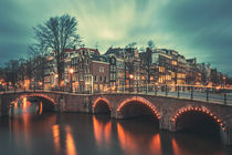 Amsterdam Blue Hour II von David Pinzer