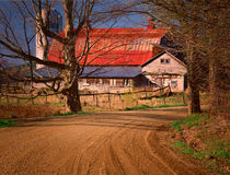 Old Vermont Barn by George Robinson