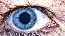 Menschliches Auge, blau von Heike Loos