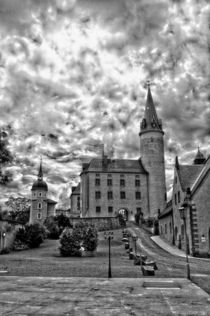 Schloss Purschenstein (Monochrom) by Helmut Schneller