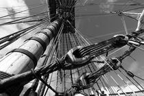 Looming mast on a tall ship - monochrome von Intensivelight Panorama-Edition