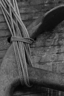 Tied anchor - monochrome von Intensivelight Panorama-Edition