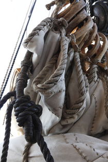 Reefed sails and hemp ropes on a tall ship - close up von Intensivelight Panorama-Edition